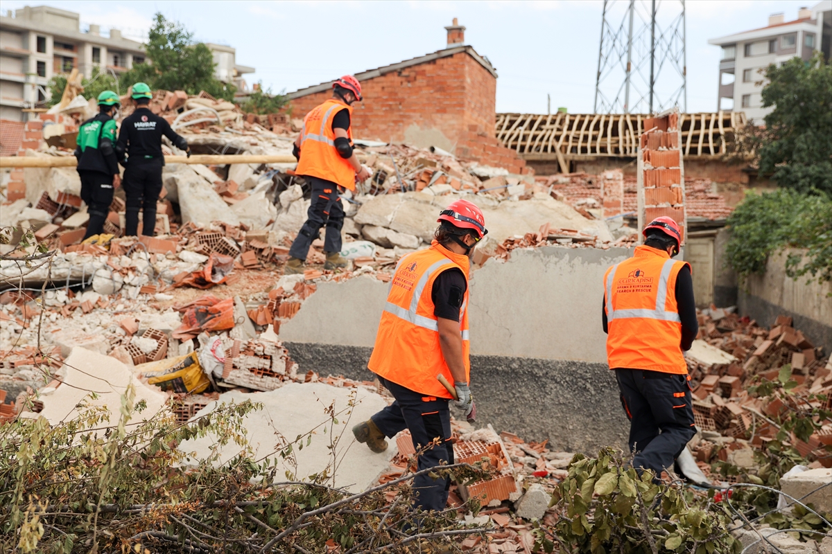 Konya'da AFAD koordinesinde deprem tatbikatı yapıldı - Görsel 2