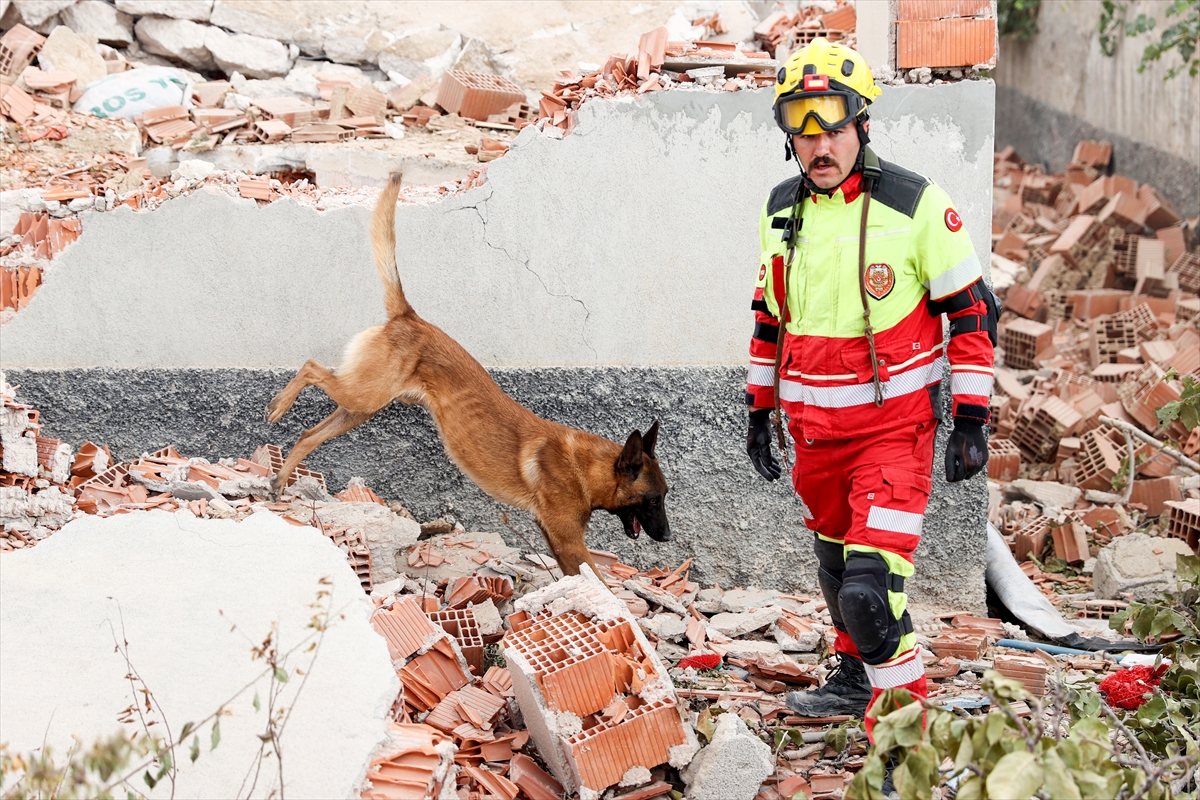 Konya'da AFAD koordinesinde deprem tatbikatı yapıldı - Görsel 4