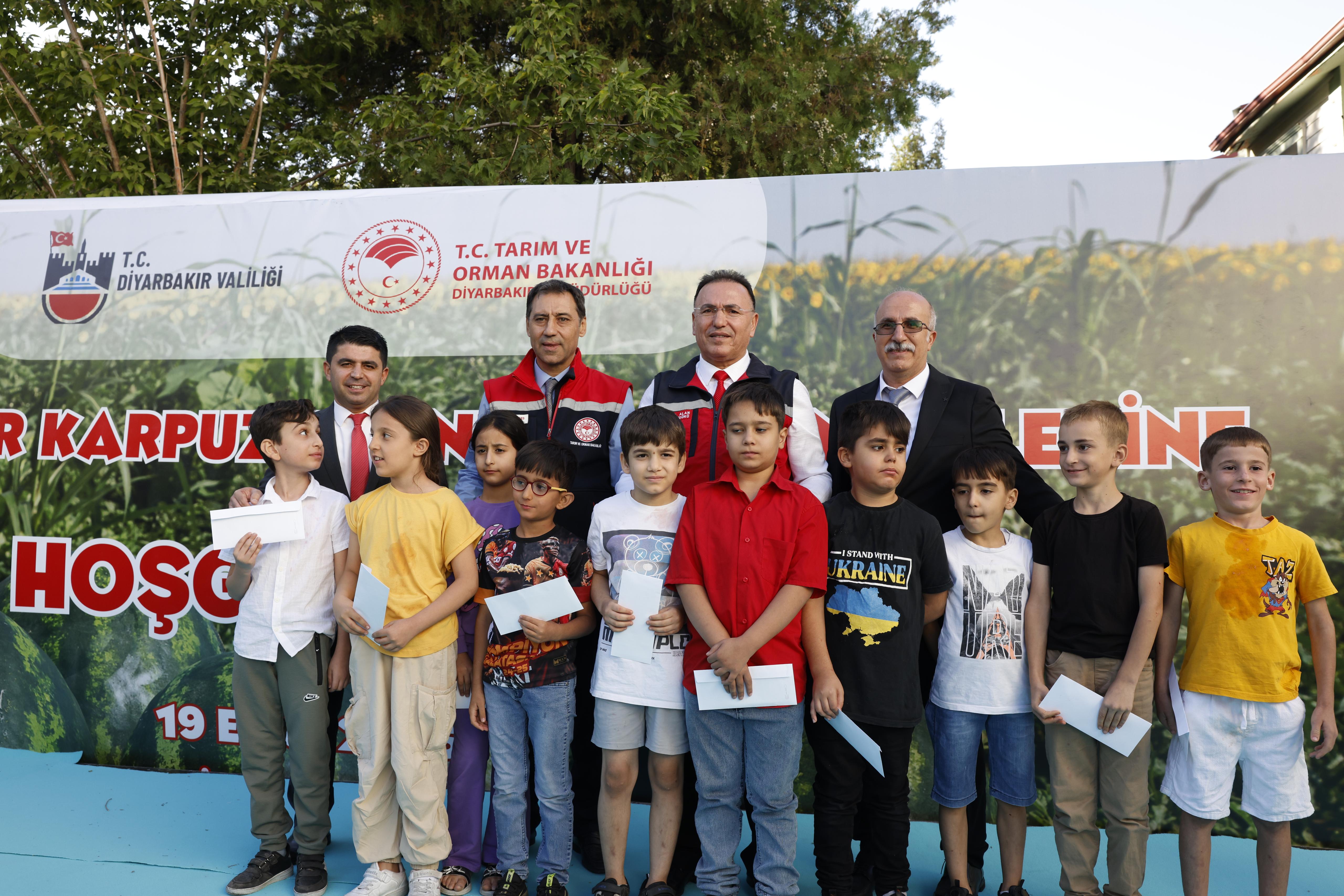 Kuraklığın vurduğu Diyarbakır karpuzunda birincilik 39 kiloda kaldı - Görsel 1