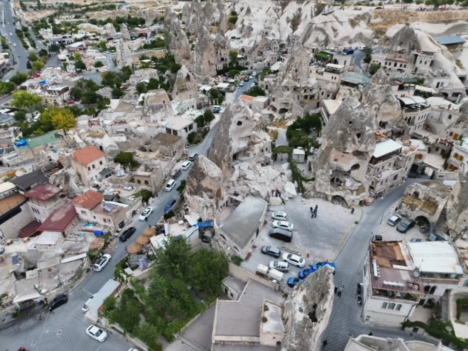 Kapadokya’da peribacasının bir kısmı yıkıldı - Görsel 3