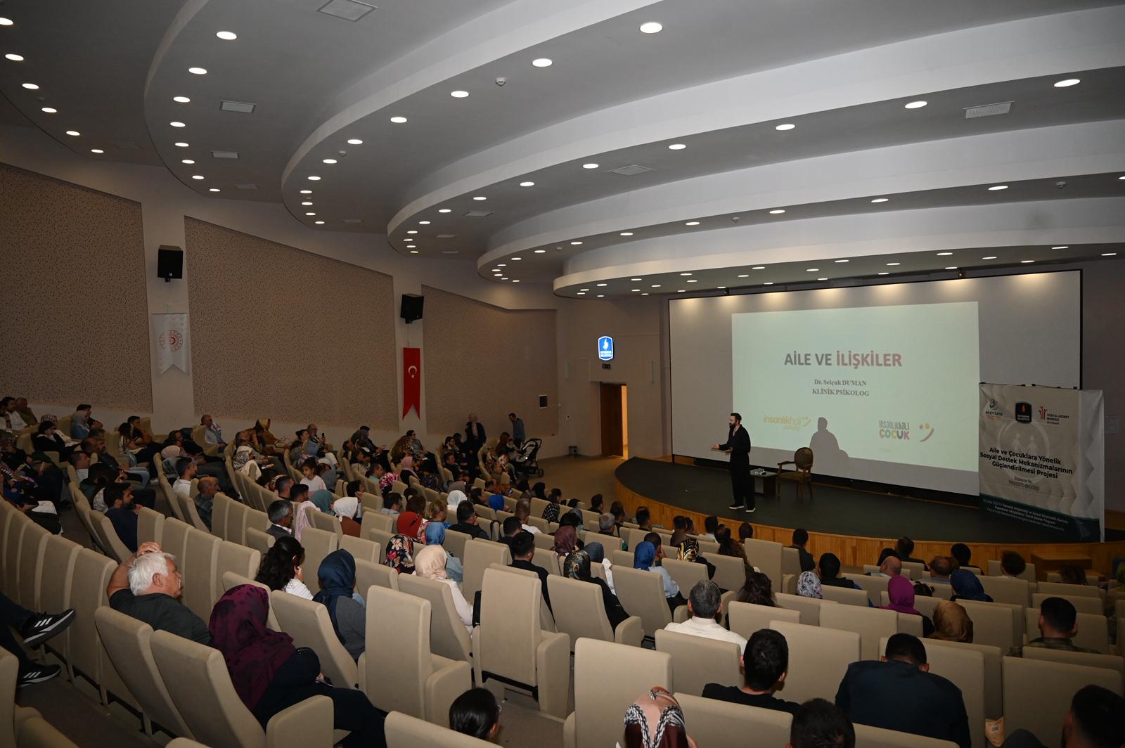  KLİNİK PSİKOLOG DR.SELÇUK DUMAN SEYDİŞEHİR’LİLERLE BULUŞTU - Görsel 4