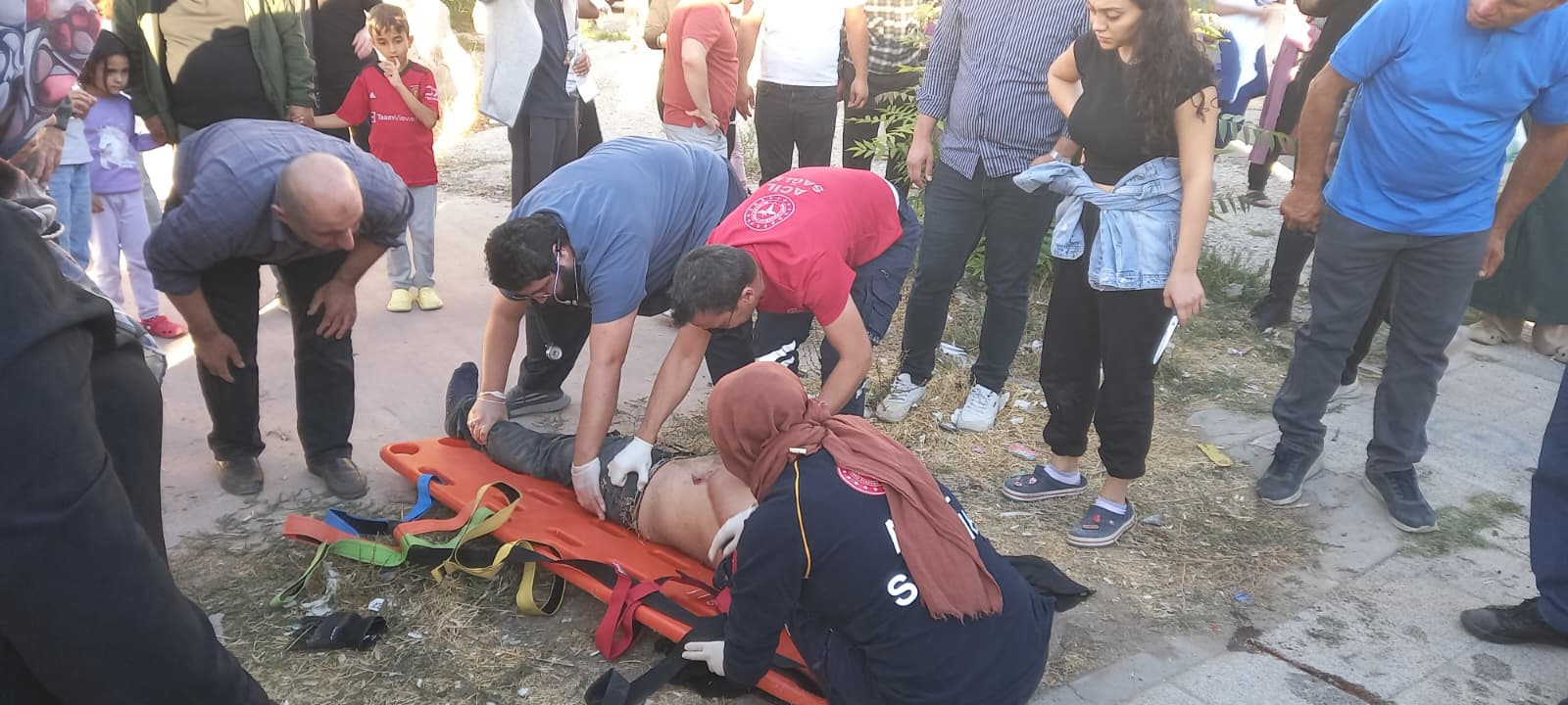 Aksaray - Doktorun kazayı görüp müdahale ettiği yaralı, aynı hastanede çalıştığı hemşire çıktı - Görsel 1