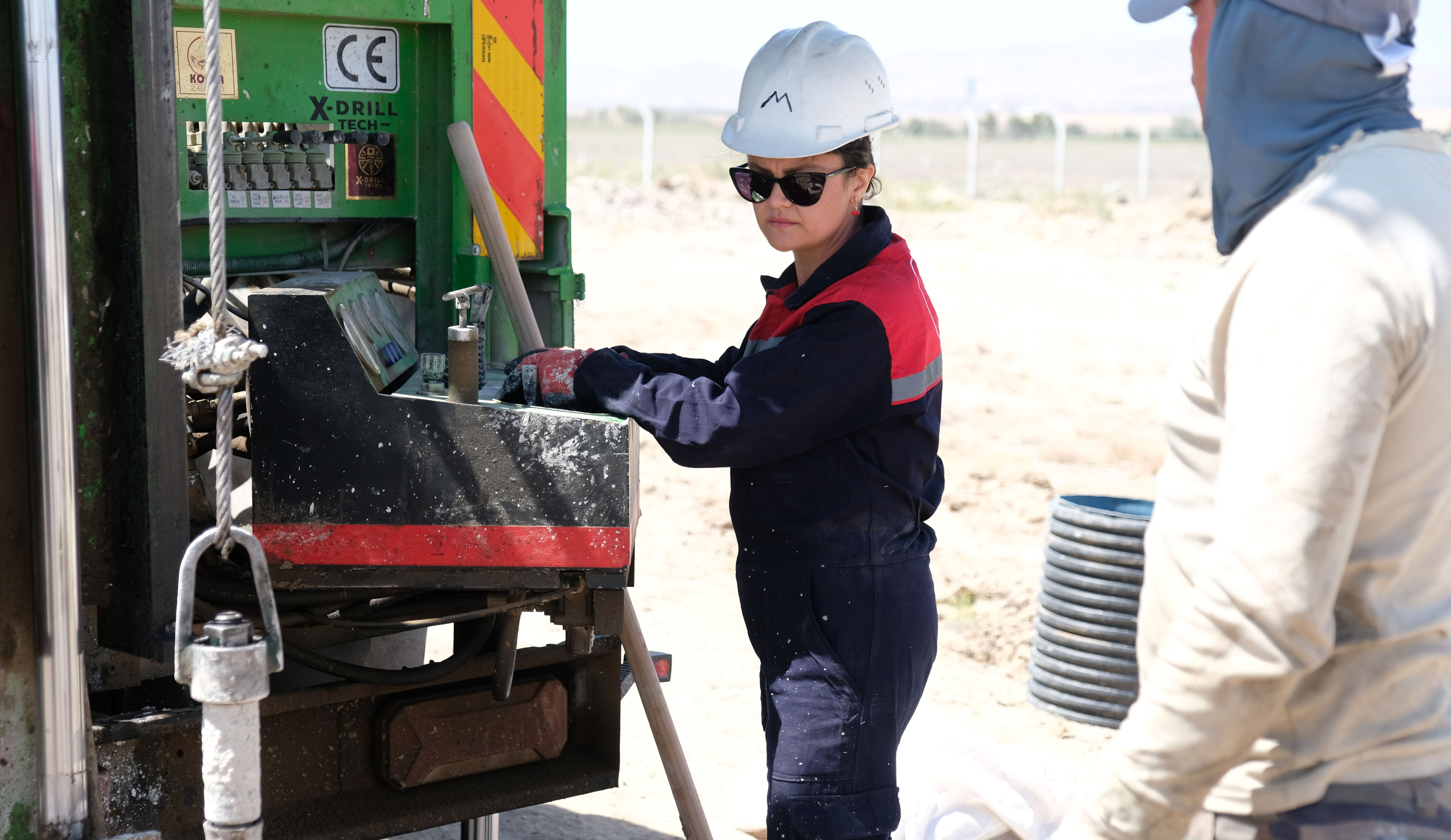 Konya- 'Sen mi makine kullanacaksın' dediler, inat etti, sondör oldu - Görsel 2