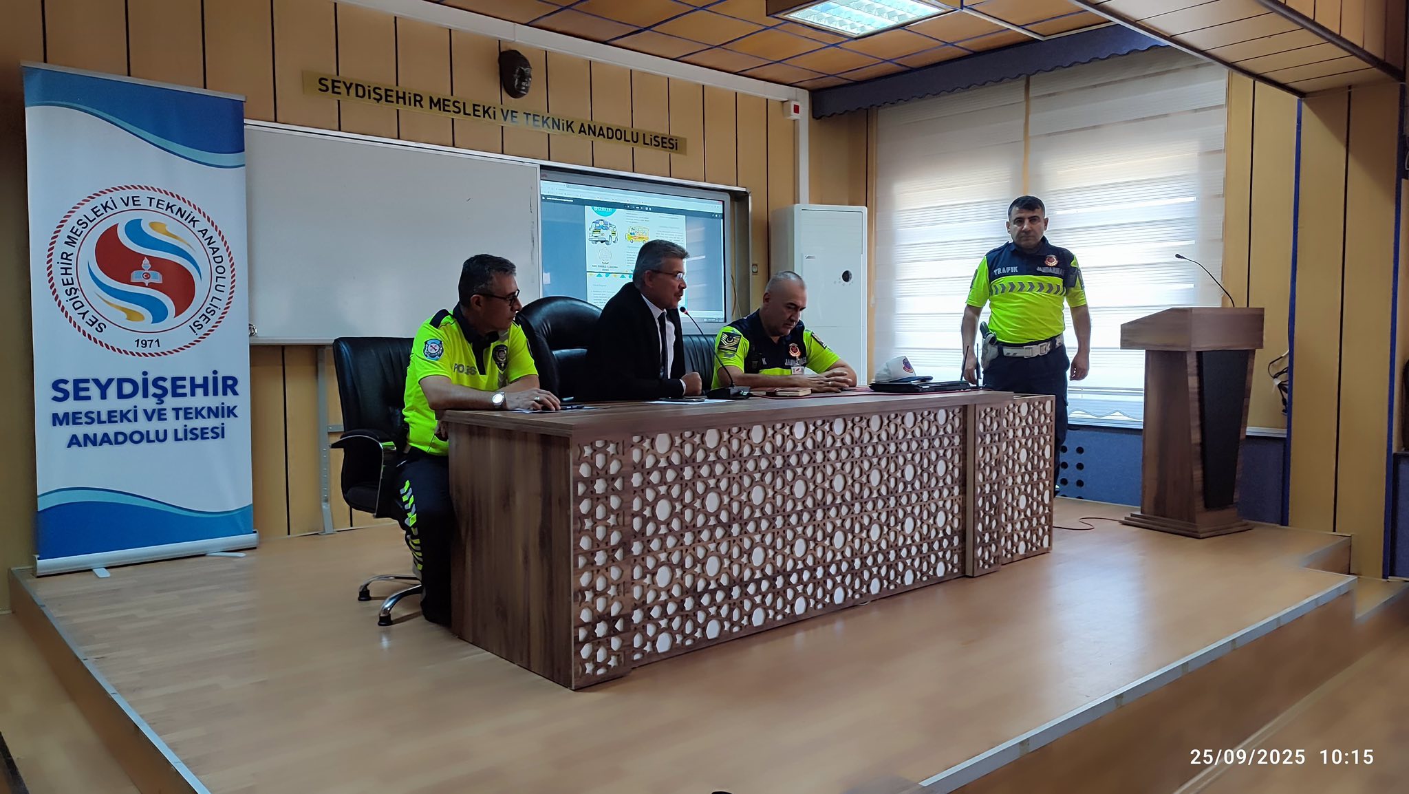 Taşımalı Eğitim Şoför ve Rehber Personeline Eğitim Verildi - Görsel 1