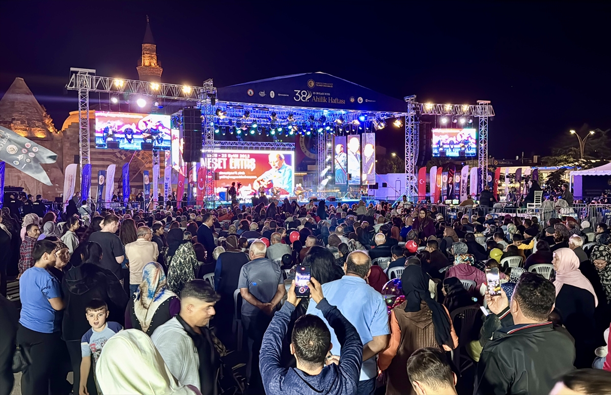 KIRŞEHİR - "Bozkırın Tezenesi" Neşet Ertaş için anma programı düzenlendi - Görsel 5