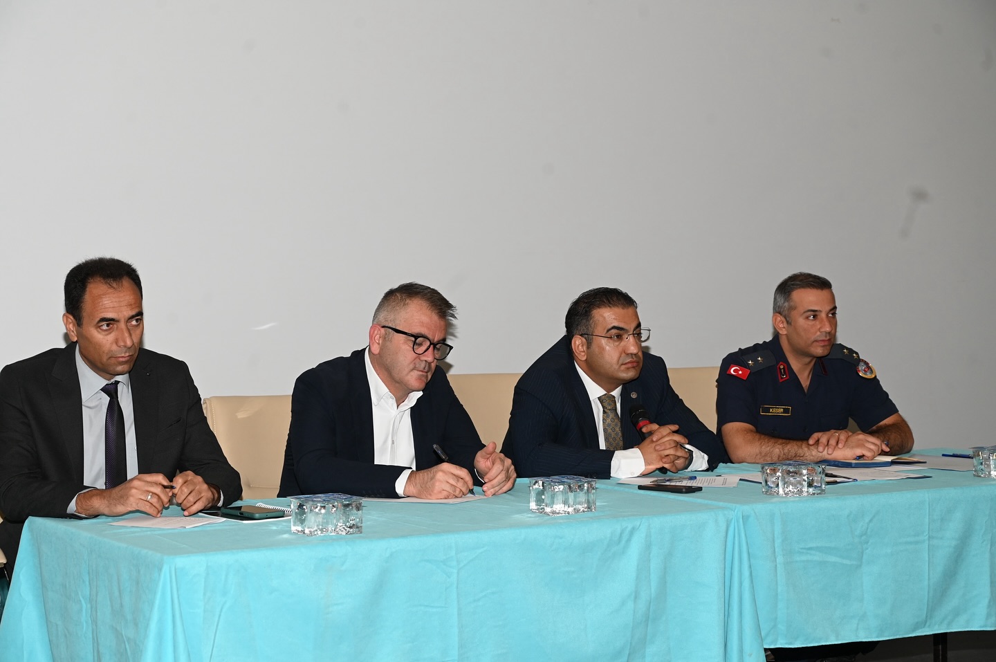 KAYMAKAM KIYICI VE BAŞKAN USTAOĞLU MUHTARLARLA BULUŞTU - Görsel 3