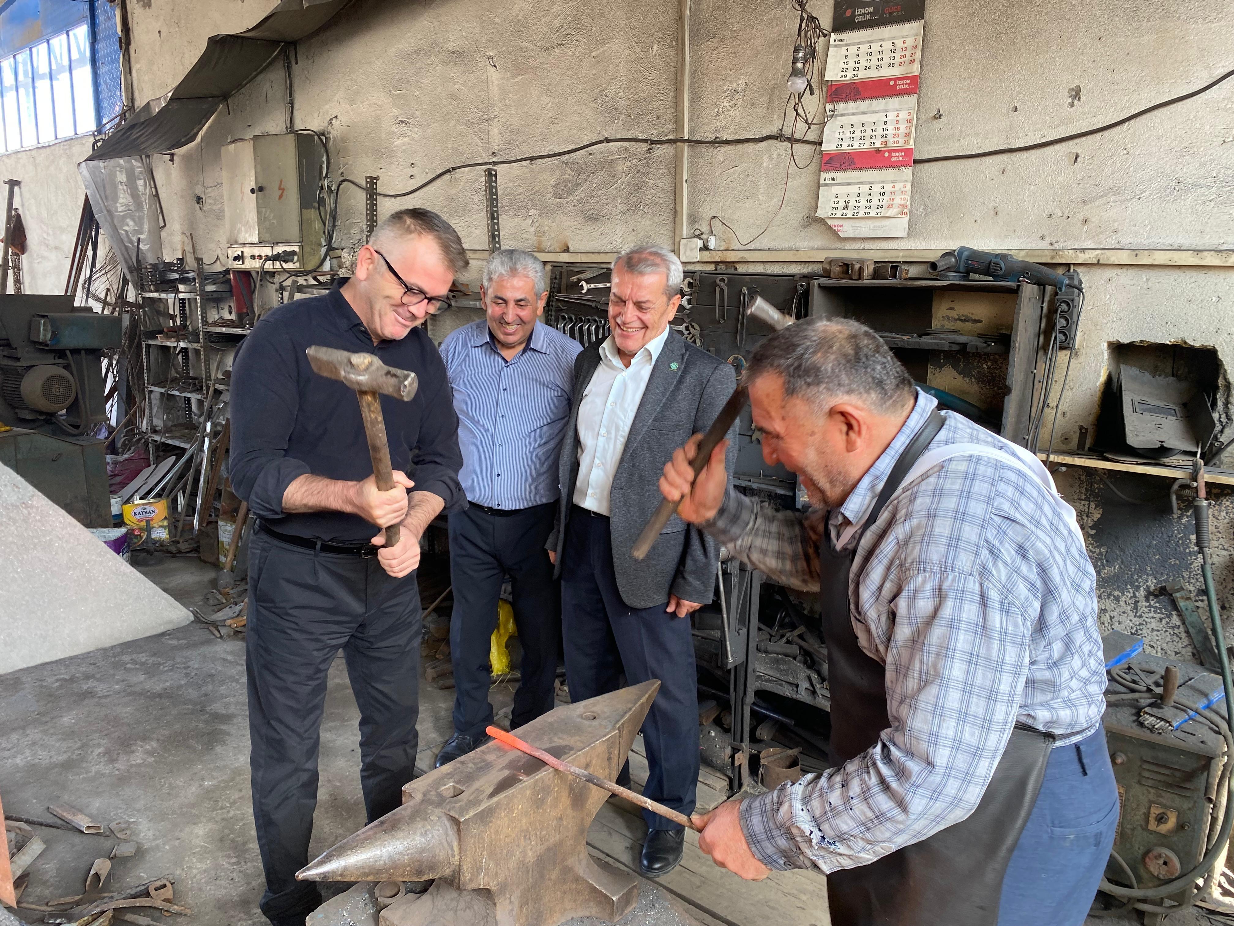 BAŞKAN USTAOĞLU VE AYPAR’DAN AHİLİK HAFTASI ZİYARETİ  - Görsel 1