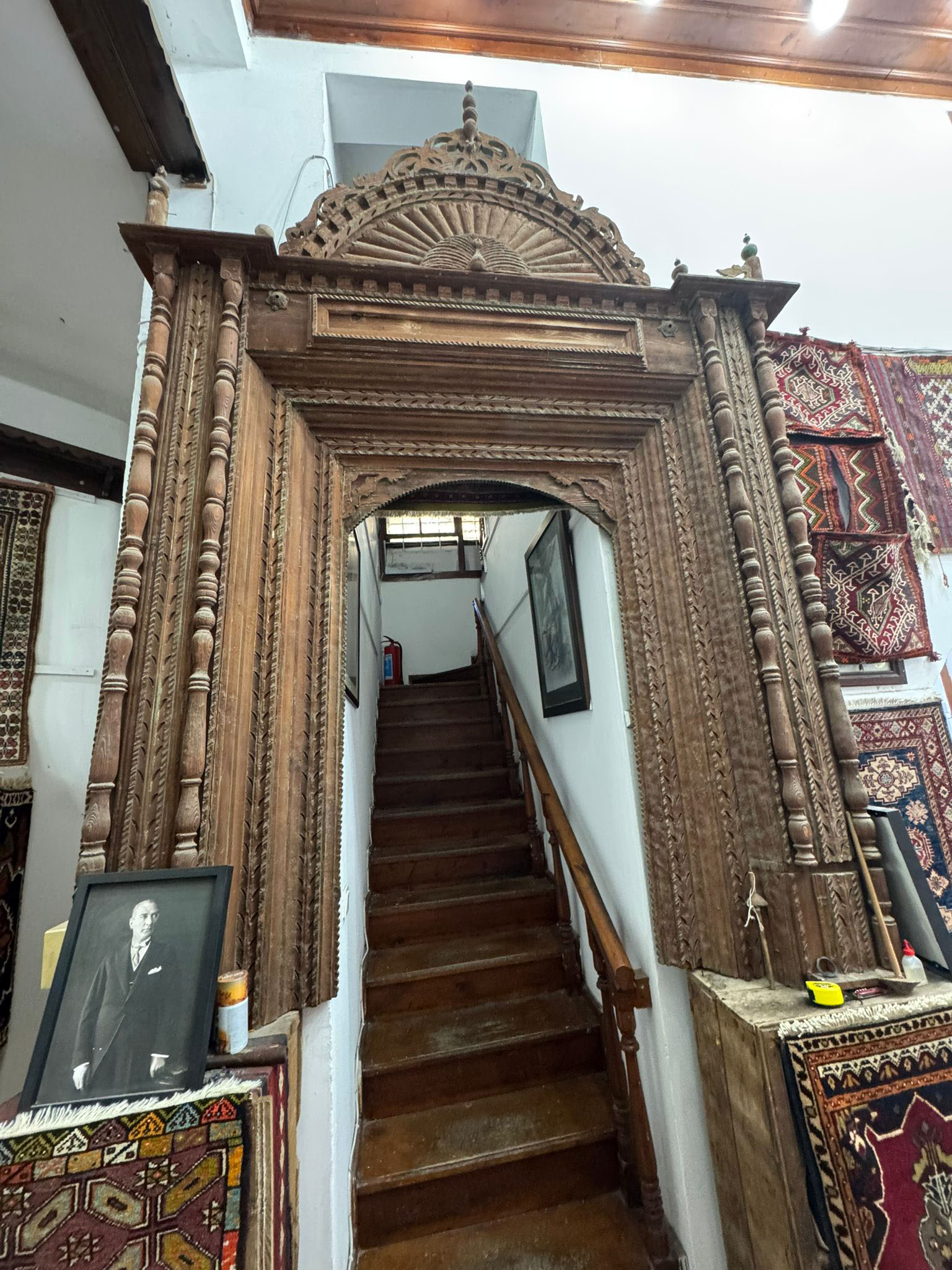 Konya'da Çalınan 600 Yıllık Mihrap, Uzmanın İz Sürme Çabasıyla Antalya'da Bulundu - Görsel 1