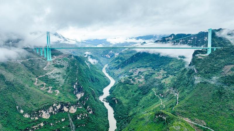 Çin dünyanın en büyük köprüsünü hizmete açtı - Görsel 3