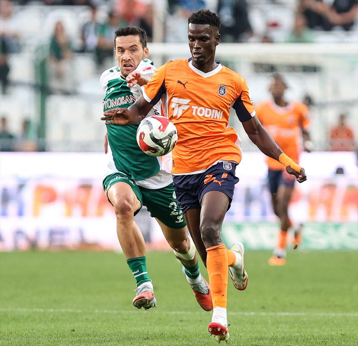 Konyaspor evinde hakeme rağmen kazandı - Görsel 7