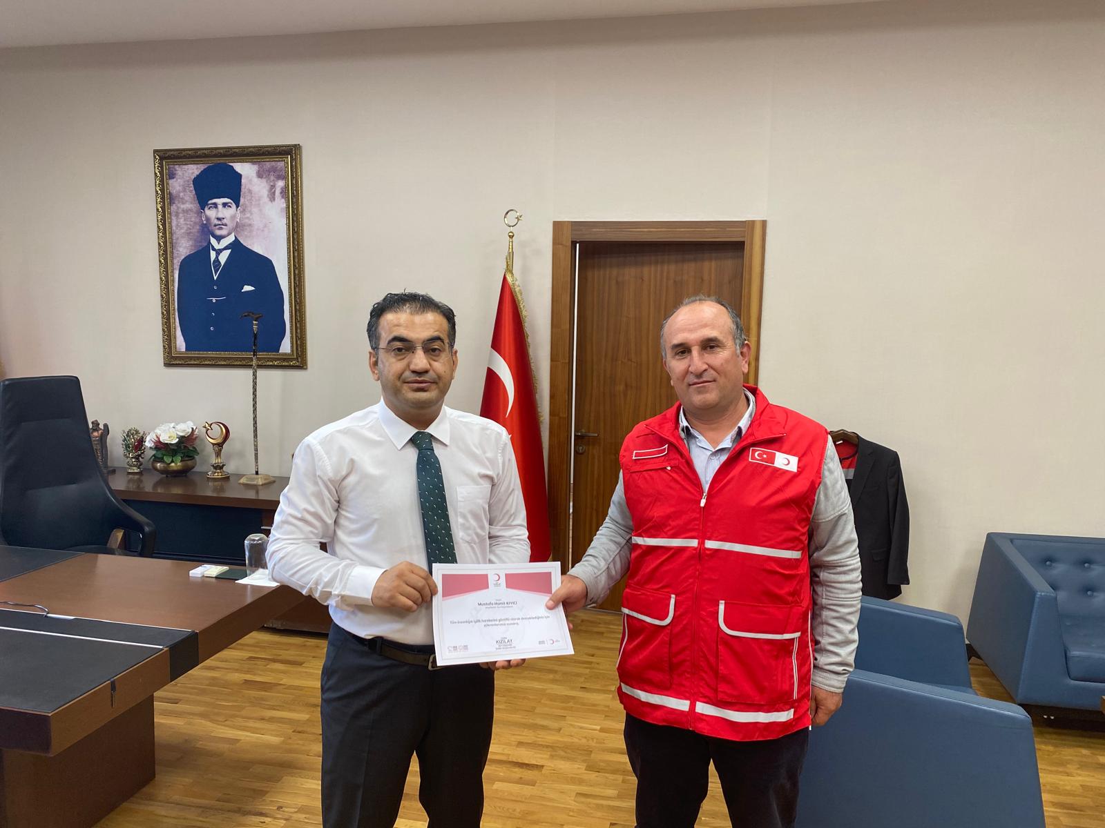 SEYDİŞEHİR KIZILAY'DAN KAYMAKAM BEY'E TEŞEKKÜR ZİYARETİ - Görsel 2