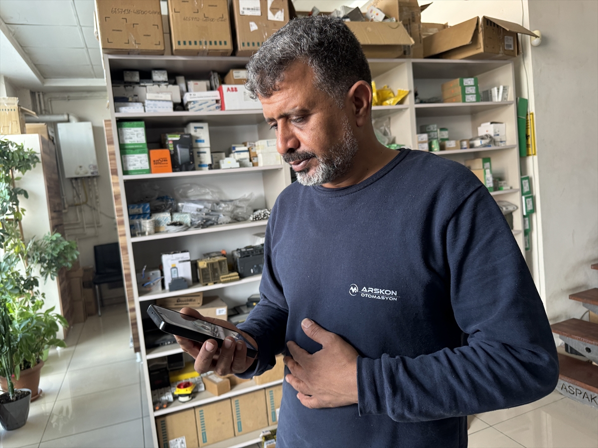 KONYA - Gazzeli baba ailesine kavuşmak için heyecanla ateşkes sürecini bekliyor - Görsel 2