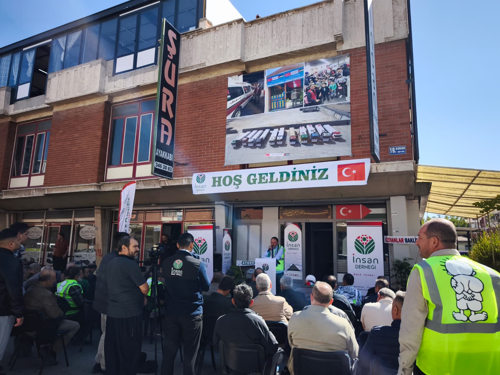 İnsan Derneği'nin Konya Dayanışma Ağı Büyüyor: Yeni Şube Dualarla Açıldı - Görsel 6