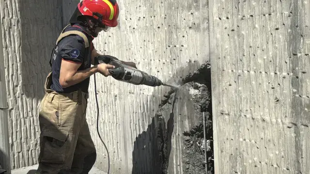 İstanbul'da duvarın arasında günlerce mahsur kalan kişi bakın kim çıktı - Görsel 5