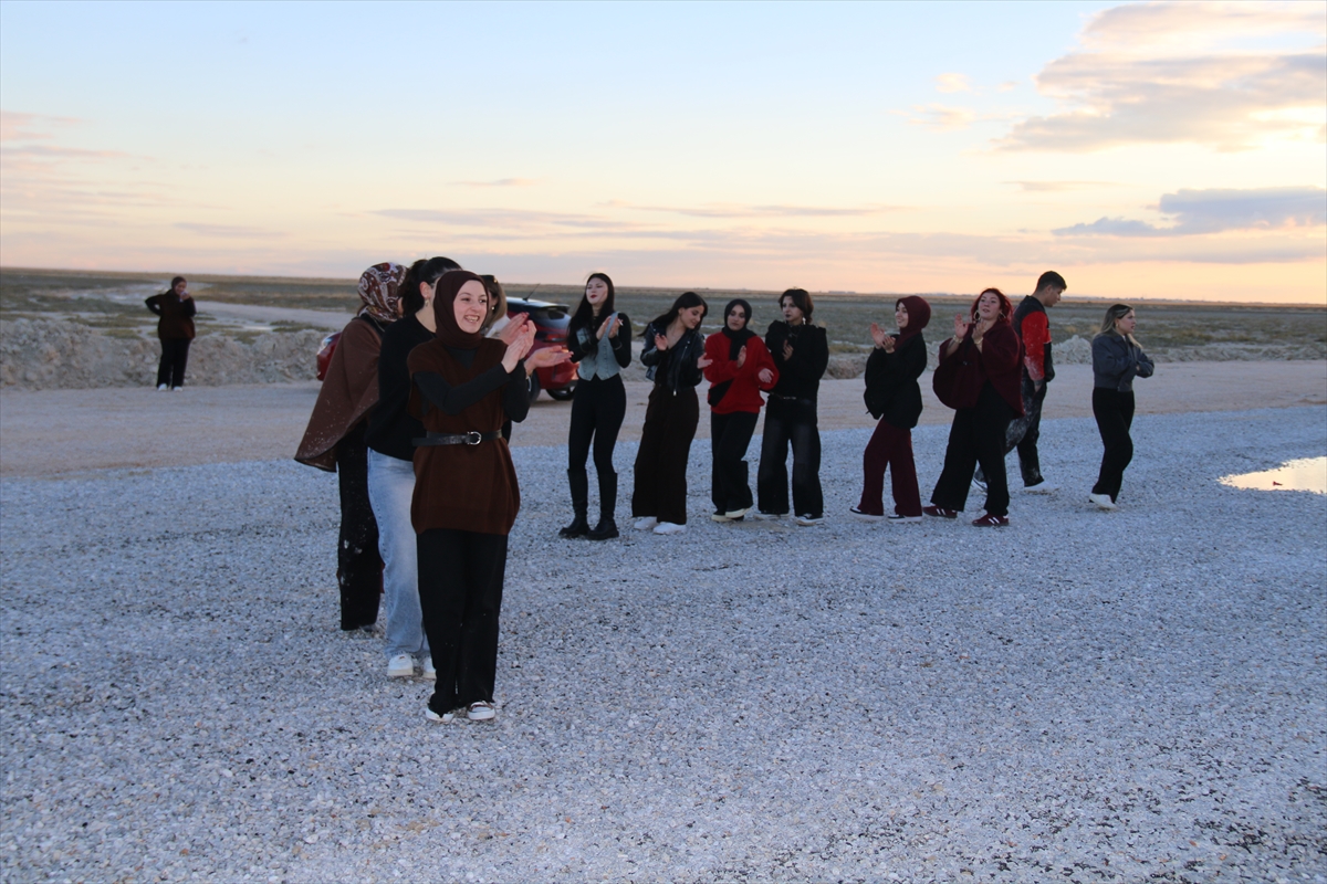  Tuz Gölü, at ve ATV turlarıyla turistlerin gözdesi oluyor - Görsel 4