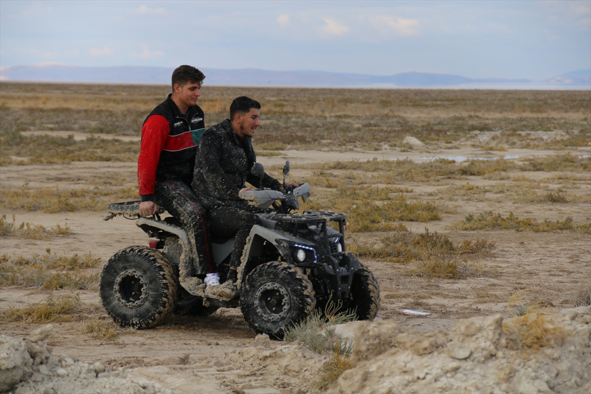  Tuz Gölü, at ve ATV turlarıyla turistlerin gözdesi oluyor - Görsel 11