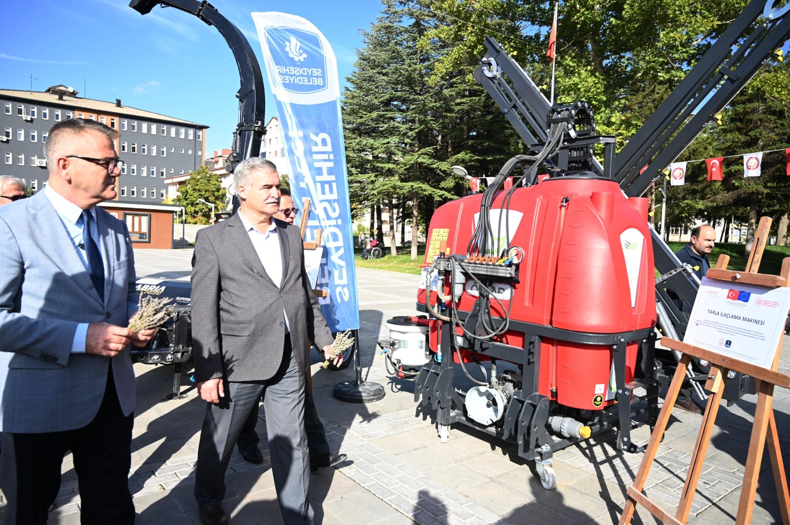 SEYDİŞEHİR BELEDİYESİ TARIM MAKİNALARI VE EKİPMANLARI TANITIMI YAPILDI  - Görsel 8