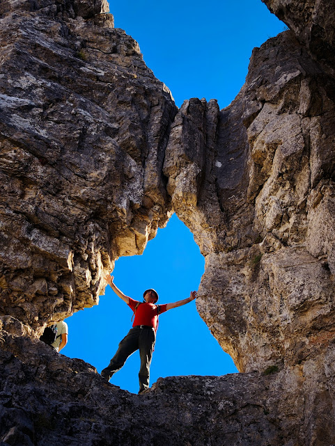 Dijital Çağda Yeni Efsaneler: Gizem Ekonomisi  ve Giden  Gelmez Dağları  - Görsel 15