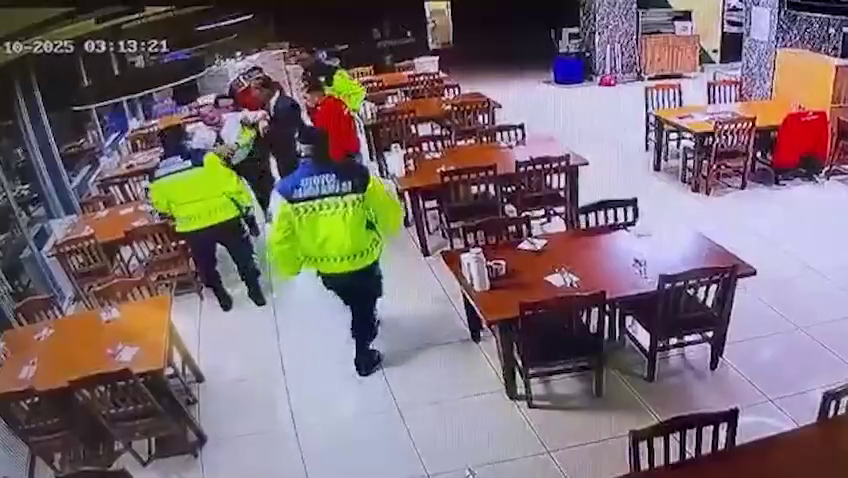 Jandarma personeli, Heimlich manevrasıyla hayat kurtardı - Görsel 1