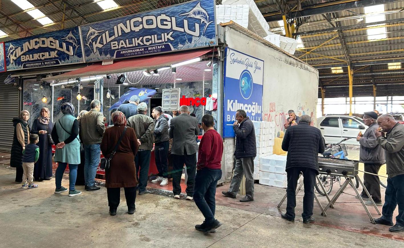 Kılınçoğlu Balıkçılık'tan Seydişehir'e Balık Ziyafeti: Hamsi 75 TL - Görsel 5