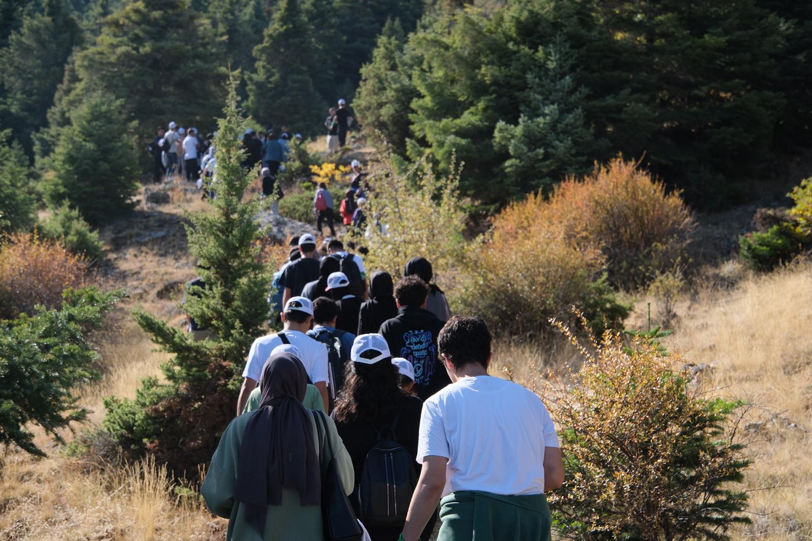 ÜNİVERSİTE ÖĞRENCİLERİ, TARİHİ HOMONADA YOLUNDA YÜRÜDÜ  - Görsel 5