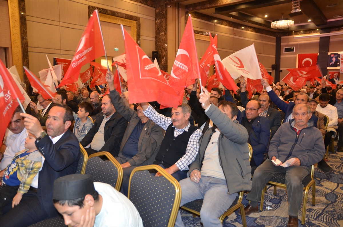 Yeniden Refah Partisi Genel Başkanı Erbakan, partisinin Konya il kongresine katıldı - Görsel 2