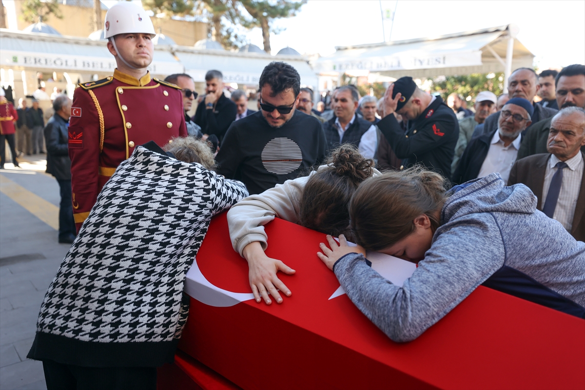 KONYA - Kalp krizi sonucu vefat eden Jandarma KOM Daire Başkanı Akşit'in cenazesi defnedildi - Görsel 3