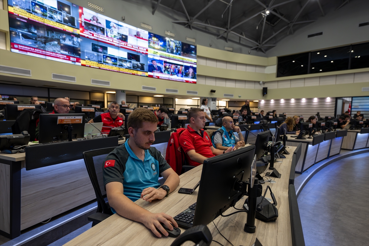 Balıkesir’in Sındırgı ilçesinde 6.1 büyüklüğünde deprem meydana geldi - Görsel 6