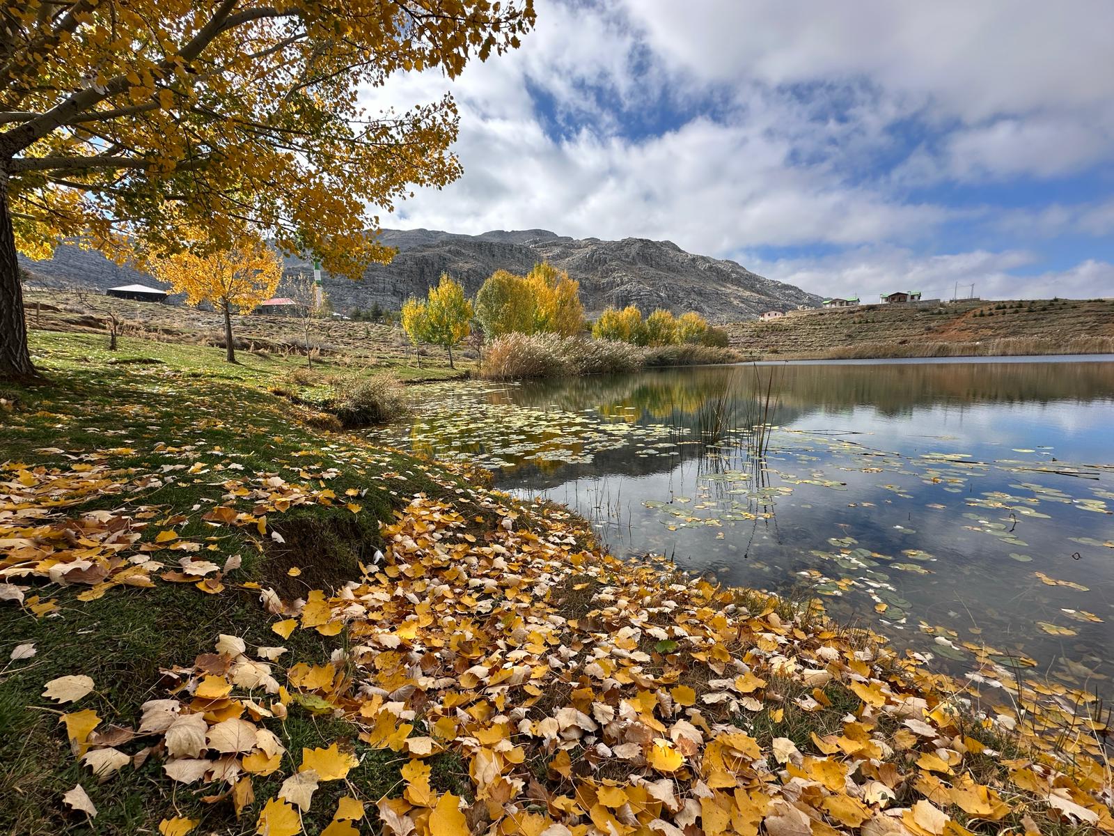 Toroslar'ın İncisi Dipsiz Göl, Sonbahar Güzelliğiyle Büyülüyor - Görsel 1