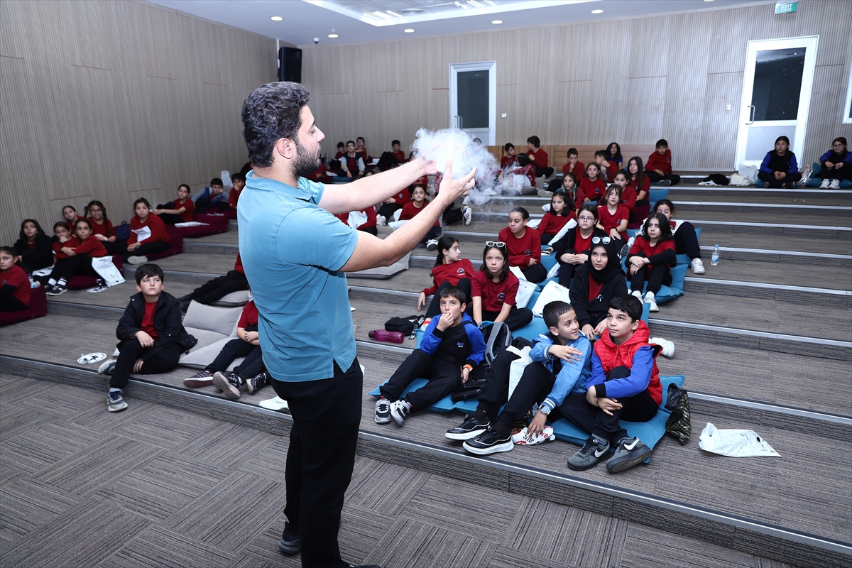 Konya'nın ilçelerindeki 13 bin 5. sınıf öğrencisi bilim merkeziyle buluşturulacak - Görsel 1
