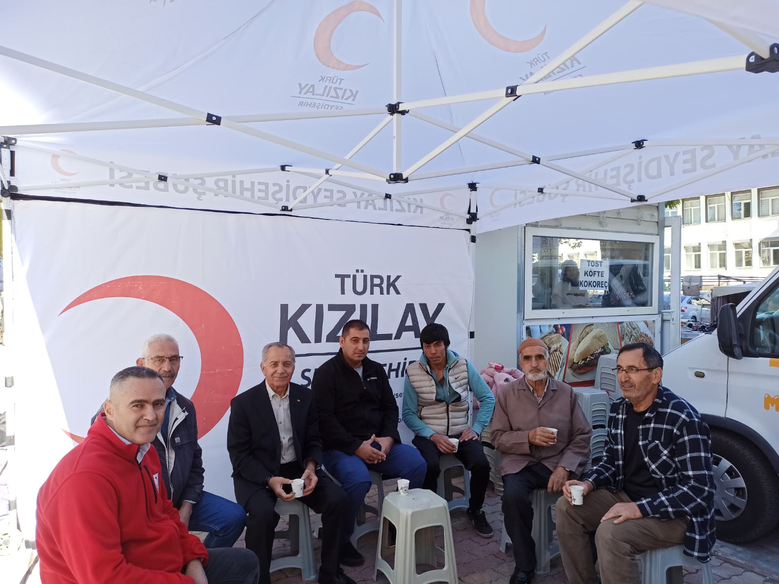 Kızılay Seydişehir'den Vatandaşlara Lokma İkramı - Görsel 6