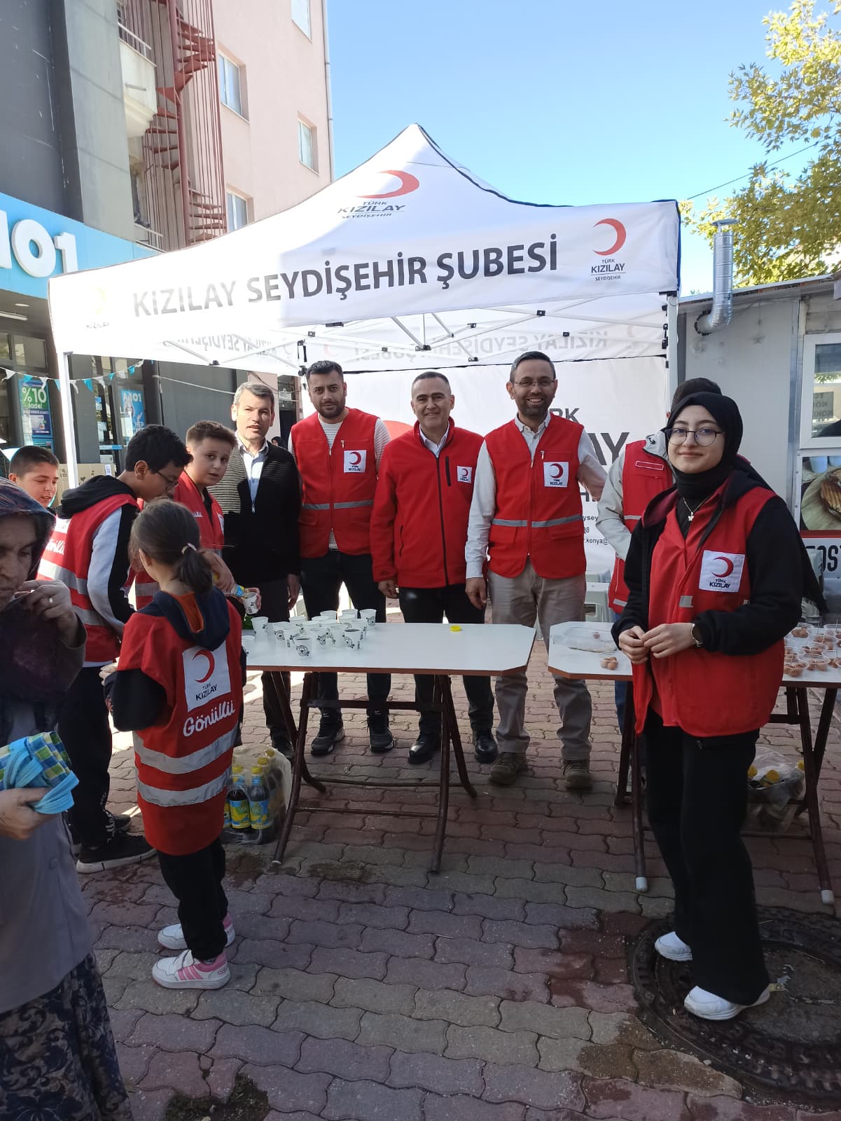 Kızılay Seydişehir'den Vatandaşlara Lokma İkramı - Görsel 7