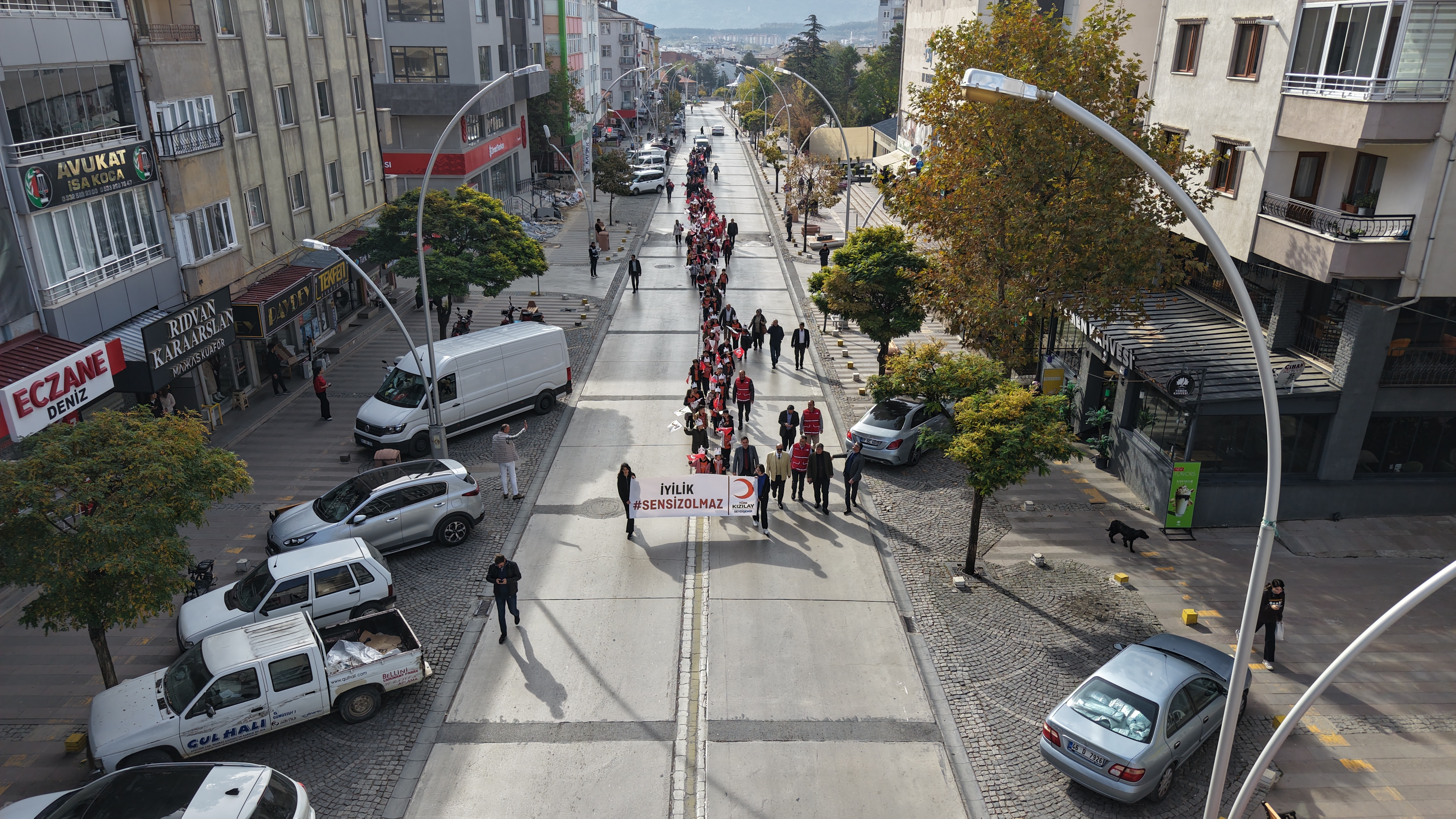 Kızılay Haftası, Seydişehir'de Düzenlenen Yürüyüşle Coşkuyla Kutlandı - Görsel 2
