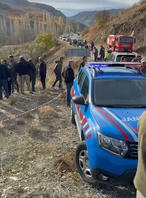Konya'da Okul Servisi Kazası: Dereye Uçan Minibüsten 14 Öğrenci Yaralı Kurtarıldı - Görsel 6