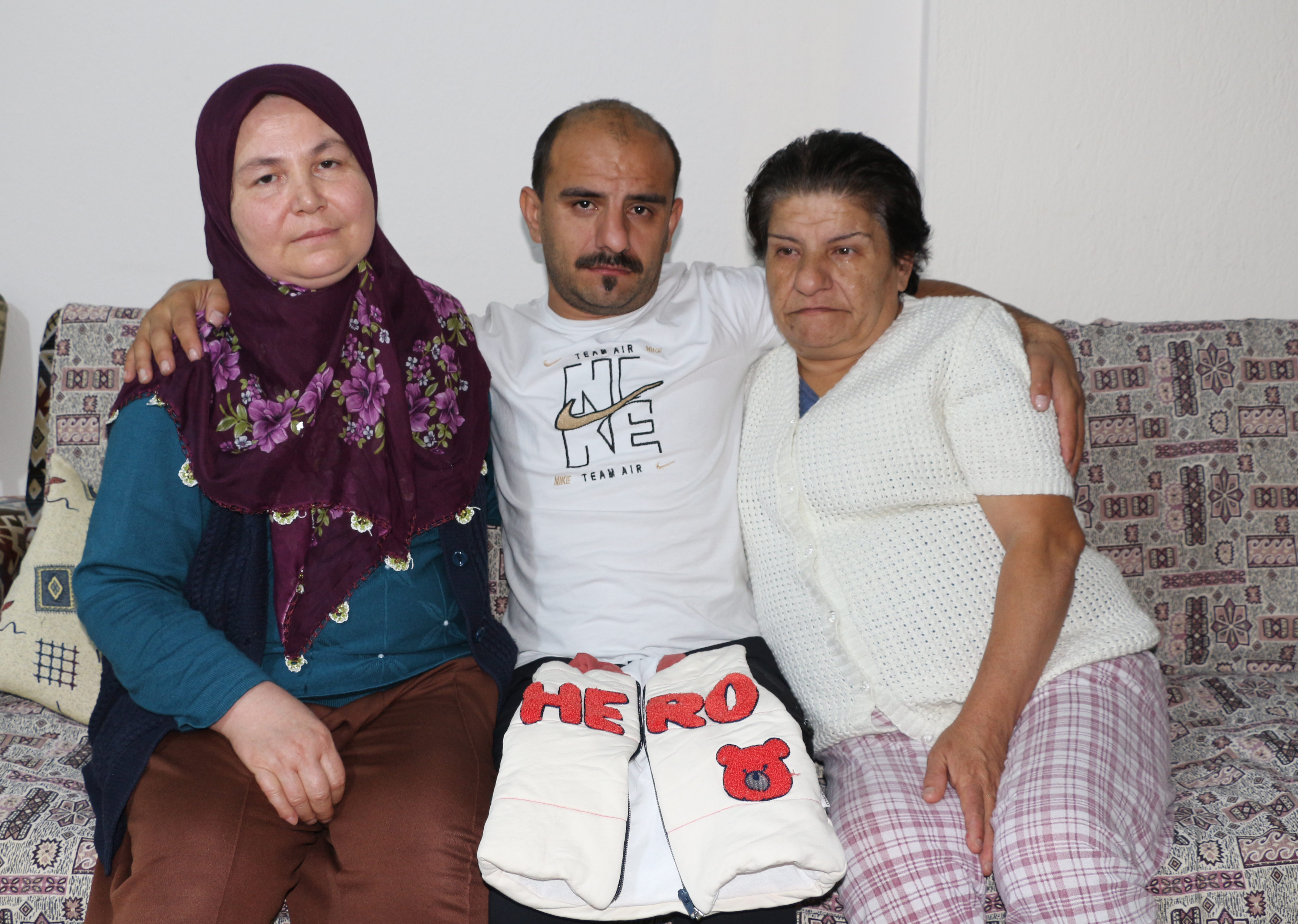 Isparta- 8 aylık oğlunu da alıp kaybolan eski eşine 'dön' çağrısı yaptı - Görsel 1