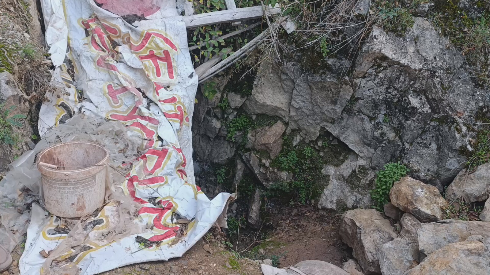 Amasya- Defineciler dağı 15 metre kazmışlar - Görsel 3