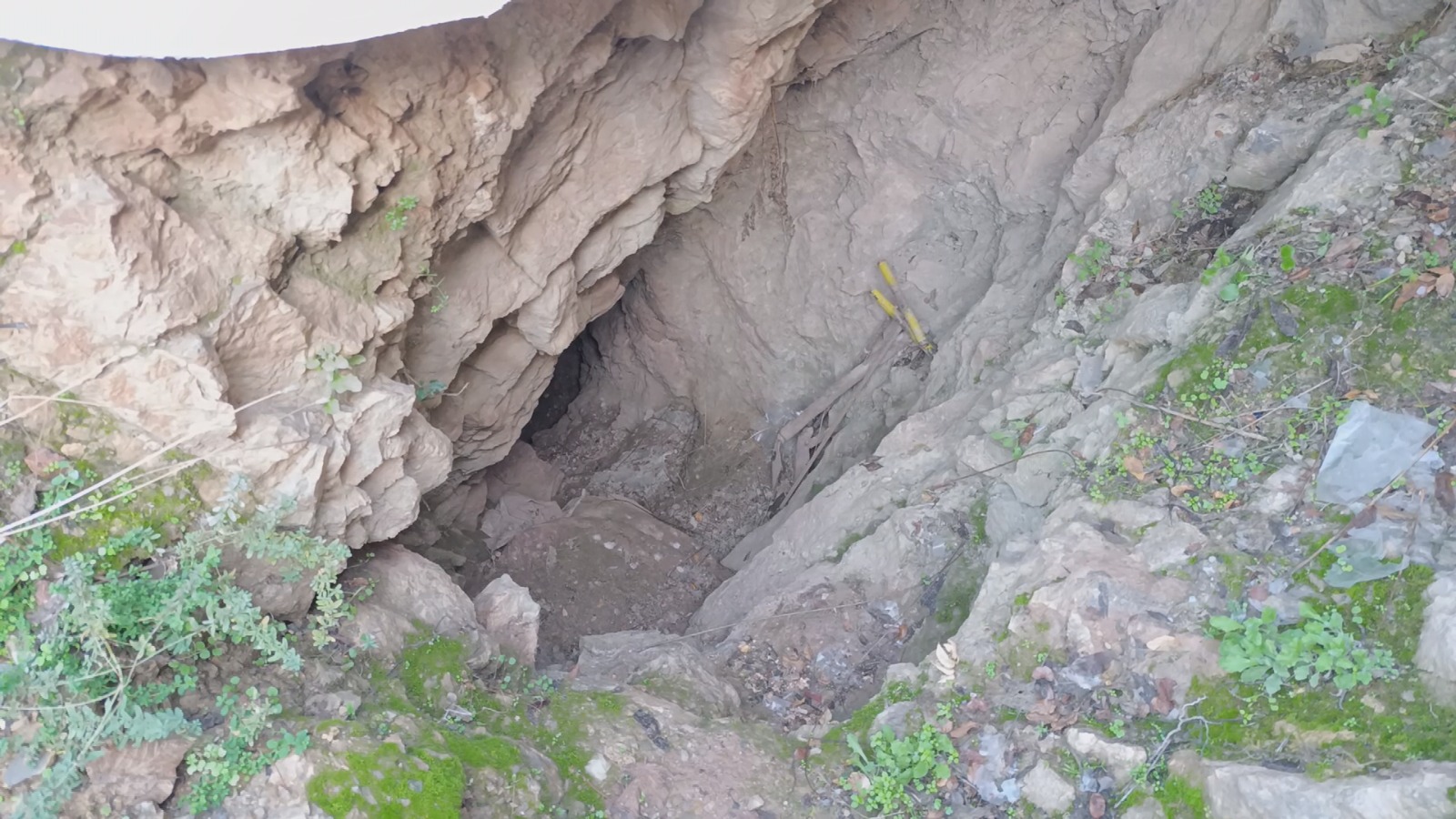 Amasya- Defineciler dağı 15 metre kazmışlar - Görsel 5