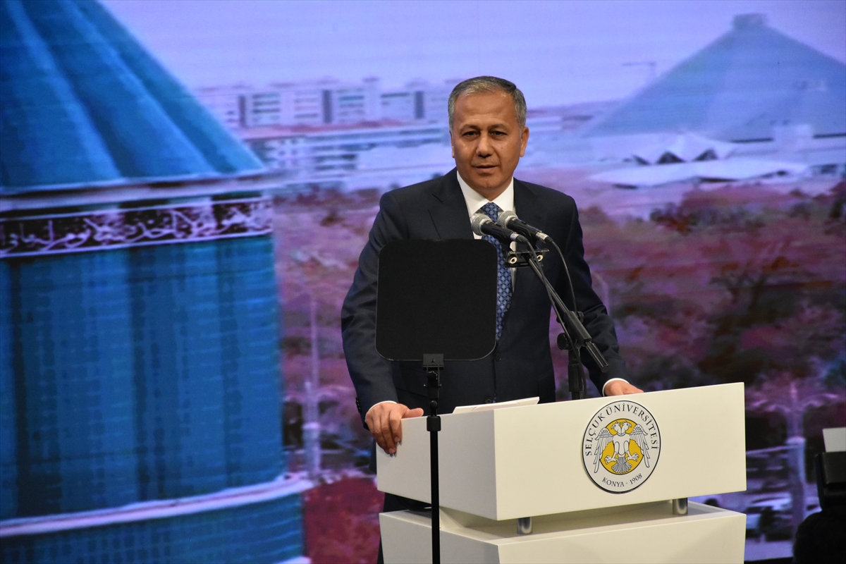 İçişleri Bakanı Yerlikaya Selçuk Üniversitesi Akademik Yılı Açılışı Töreni'nde konuştu: - Görsel 2