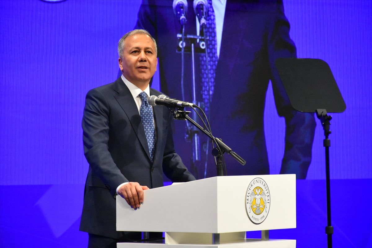 İçişleri Bakanı Yerlikaya Selçuk Üniversitesi Akademik Yılı Açılışı Töreni'nde konuştu: - Görsel 3