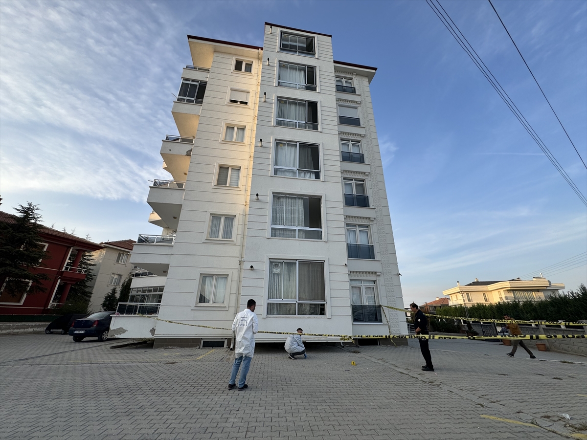 Karaman'da 5. kattan düşen bayan  öğretmen  öldü - Görsel 3