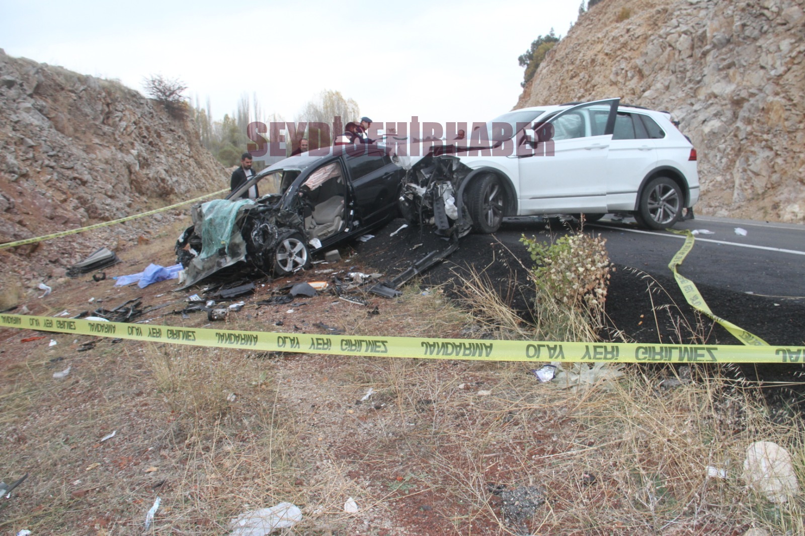 Beyşehir'de  iki otomobil çarpıştı! 1 ölü, 3 yaralı var - Görsel 2