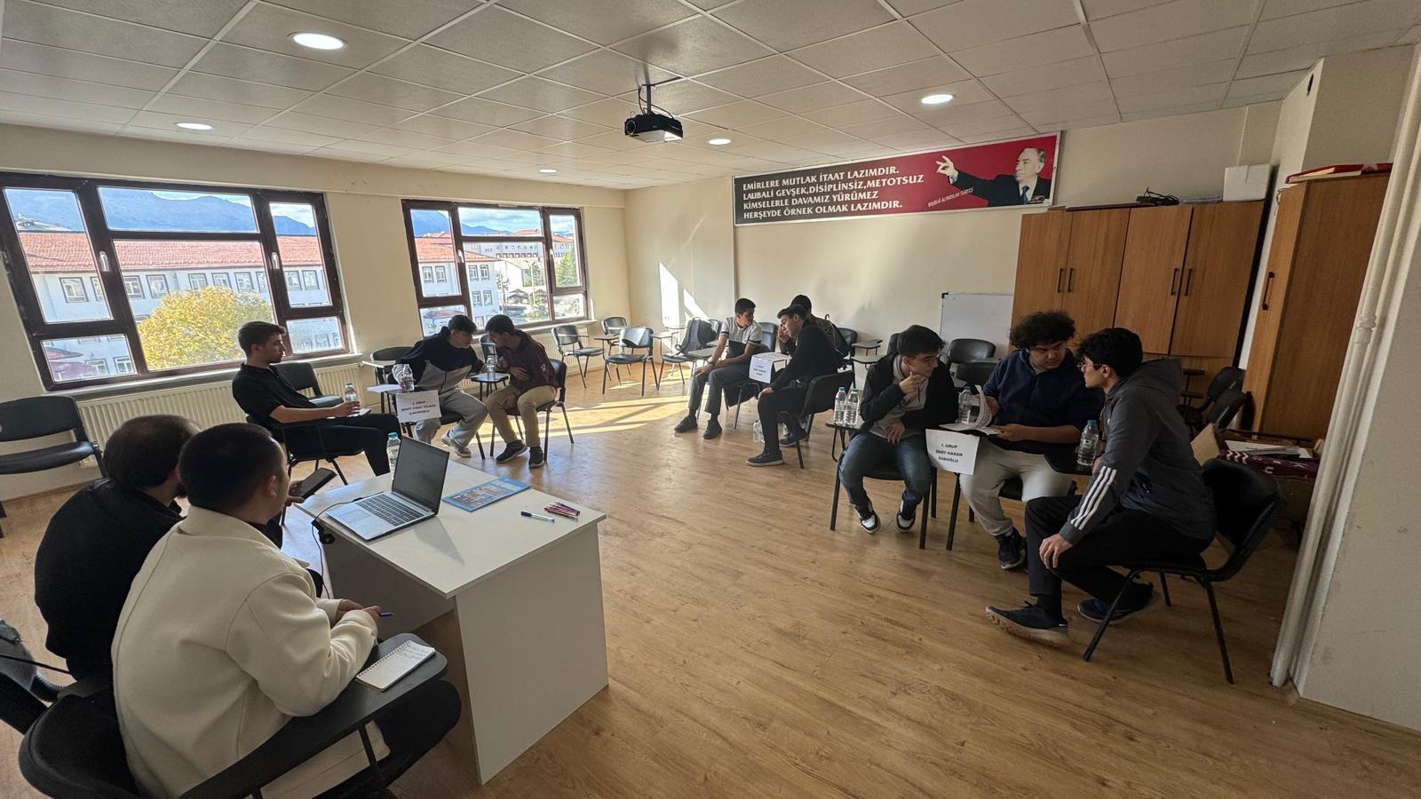 Ödüllü Bilgi Yarışması Yedinci Etabı Başarıyla Tamamlandı - Görsel 3