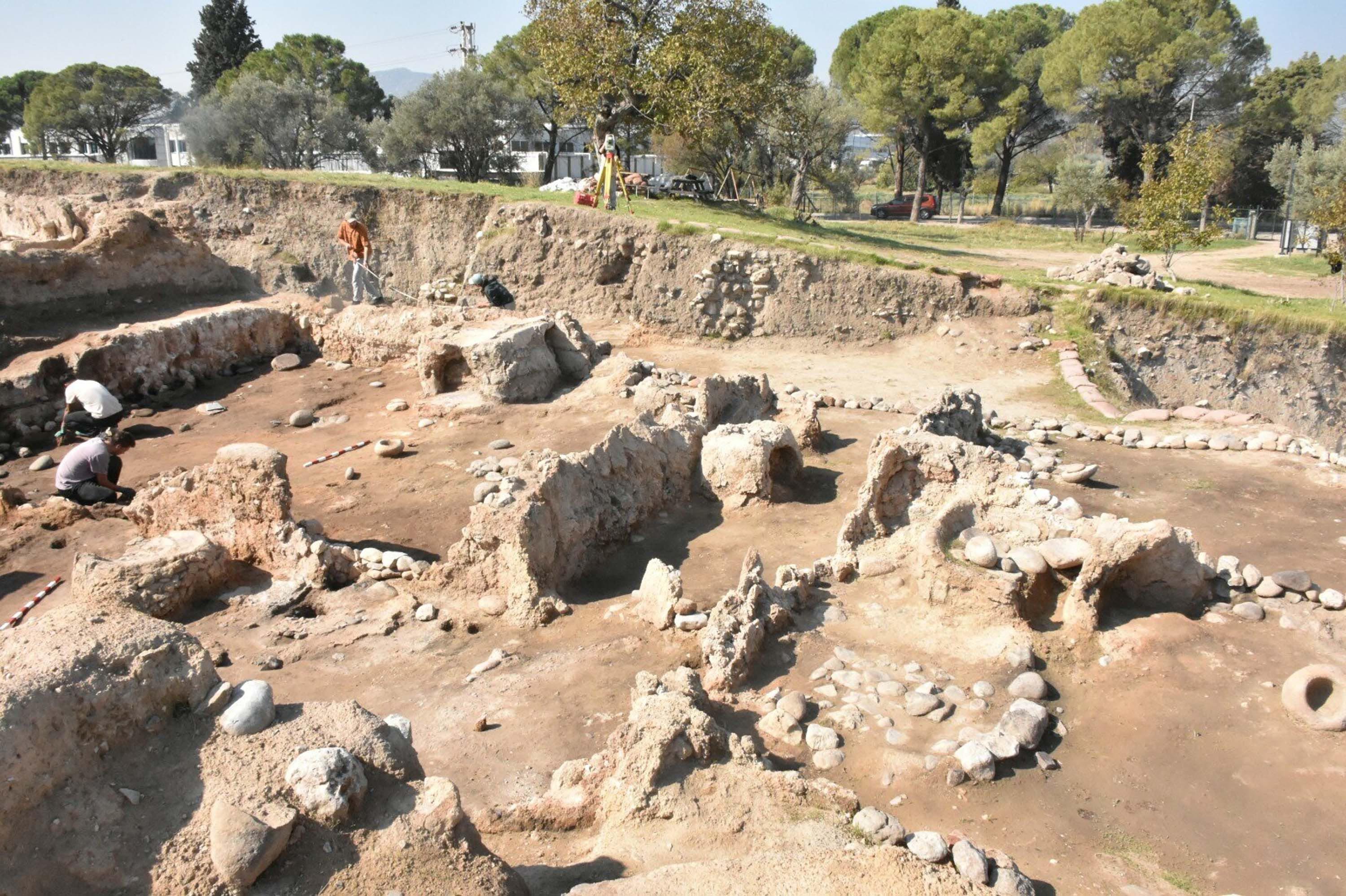 Ulucak'ta, atölyede seramik üretimi 8 bin yıl önce başlamış( - Görsel 8