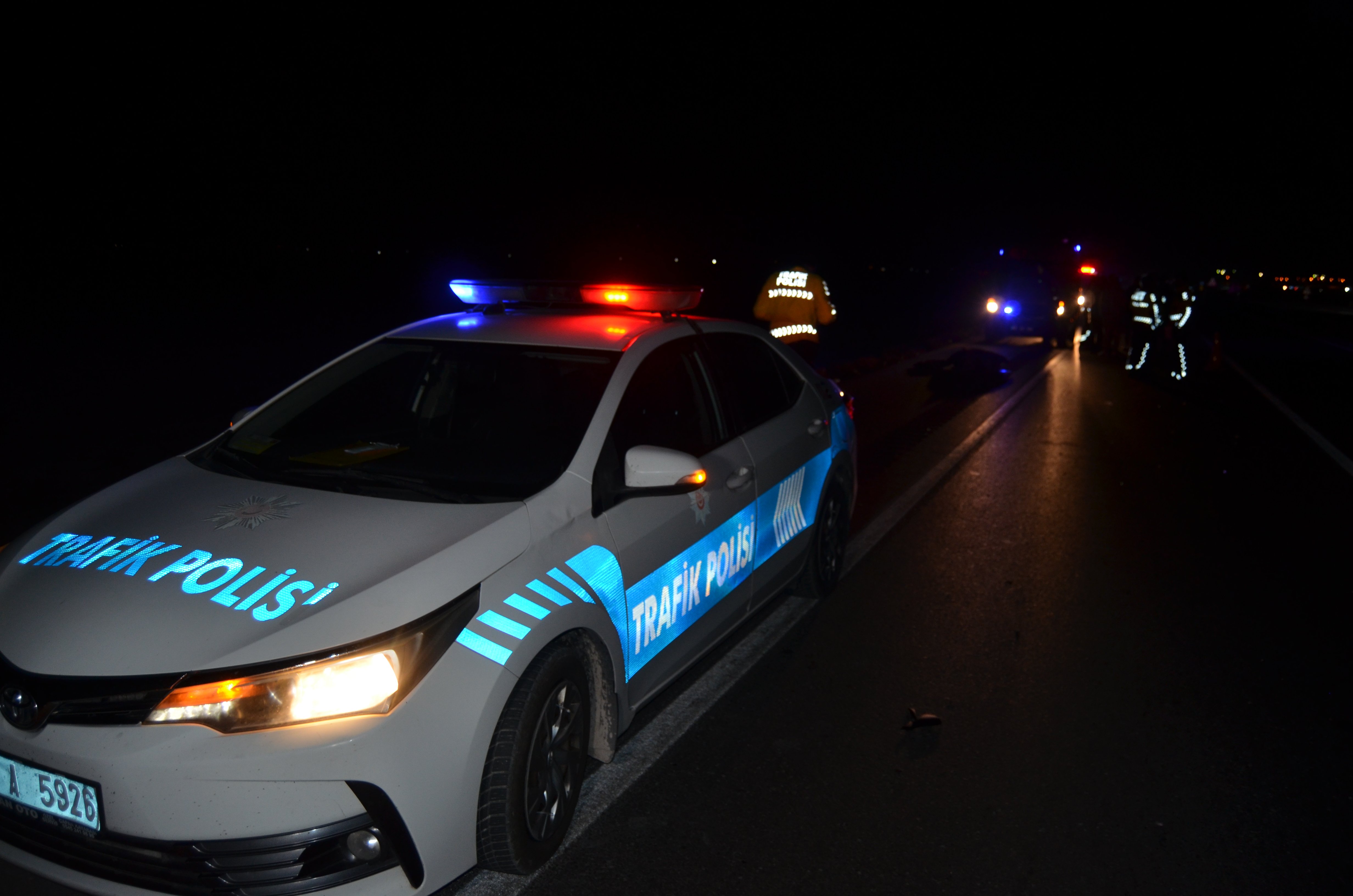  Hakkında kayıp ihbarında bulunulan kişi, Aksaray  Konya  Karayolunda otomobilin çarpması sonucu hayatını kaybetti - Görsel 1