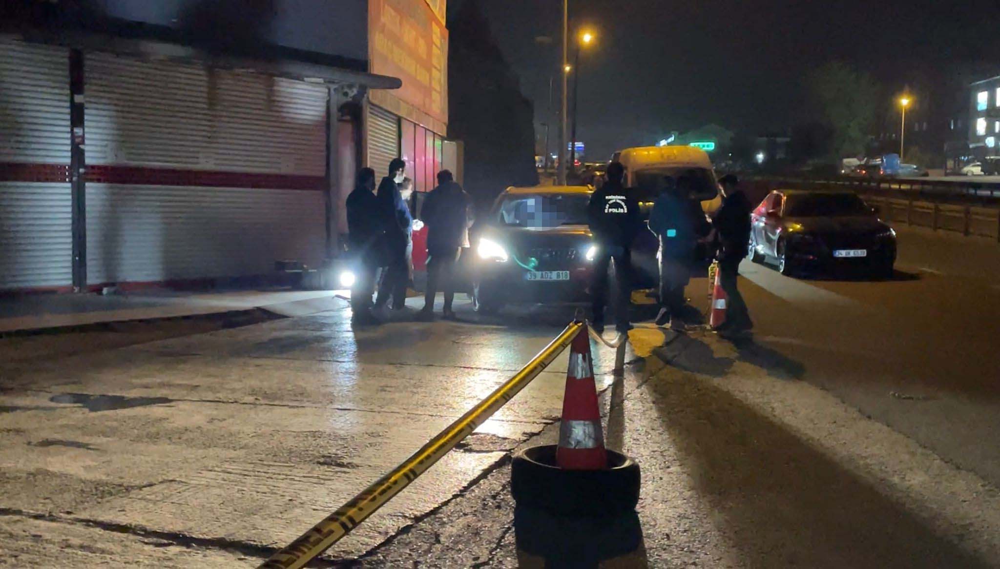 İstanbul - Büyükçekmece'de otomobildeki tartışma kanlı bitti: 2 ölü, 1 ağır yaralı - Görsel 4