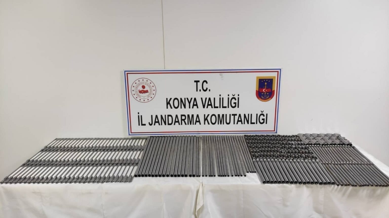 Beyşehir'de  yapılan Operasyonda: Av Tüfeği Parçaları Ele Geçirildi - Görsel 1