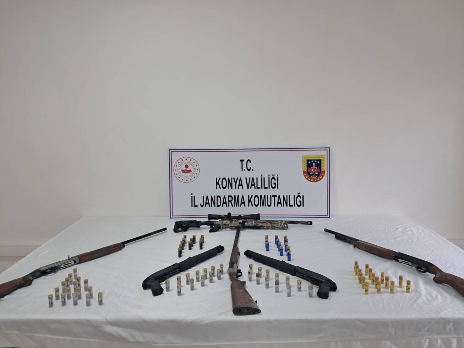 KONYA  İL  JANDARMA  KOMUTANLIĞINDAN   TARİHİ  ESER -UYUŞTURUCU  OPERASYONU  - Görsel 1