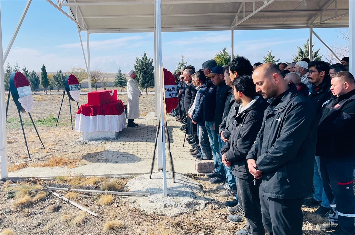 Kaybolduktan sonra cansız bedenine ulaşılan polis memurunun cenazesi Konya'da defnedildi - Görsel 1