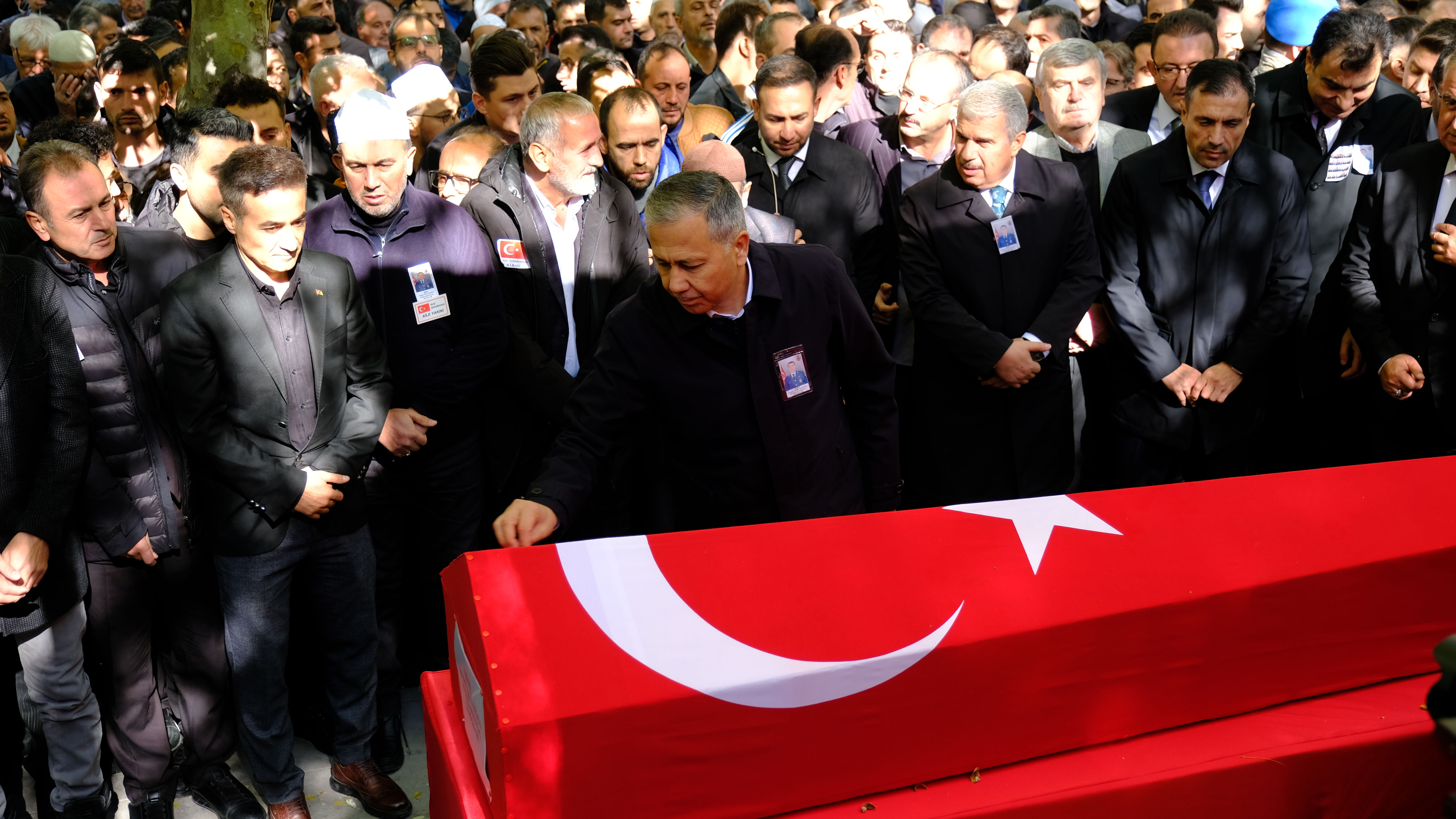 Konya, Şehit Ahmet Yasir Kuyucu’yu son yolculuğa uğurlandı - Görsel 11