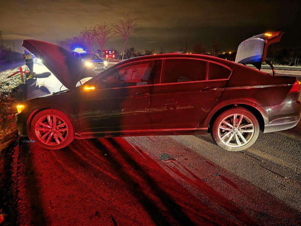 KONYA - AK Parti Karaman Milletvekili Eser'in eşi trafik kazasında yaralandı - Görsel 2
